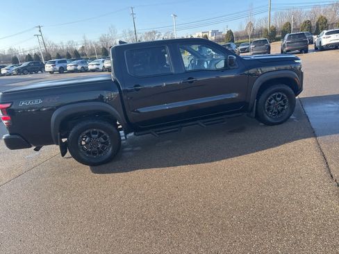 Used 2022 Nissan Frontier PRO-4X w/ Pro-4X Premium Package image 11