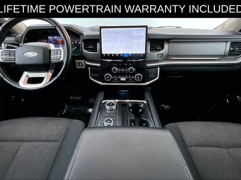 Used 2024 Ford Expedition XLT AWD/4WD image 19