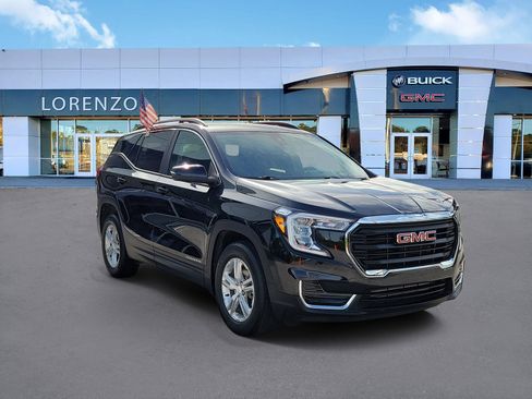 Used 2023 GMC Terrain SLE w/ Driver Convenience Package FWD image 3