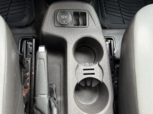 Used 2016 Ford Transit Connect XL image 18