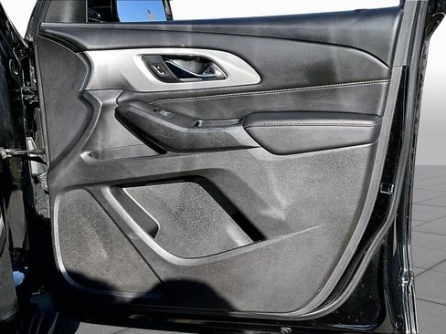 Used 2019 Chevrolet Traverse LS w/ LPO, Blackout Package FWD image 19