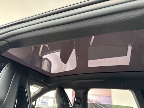 New 2026 BMW iX xDrive60 image 42