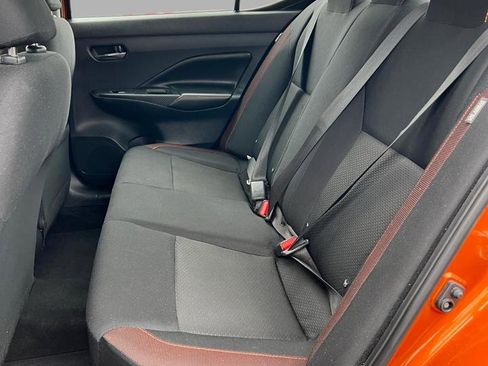 Used 2021 Nissan Versa SR w/ Convenience Package image 28