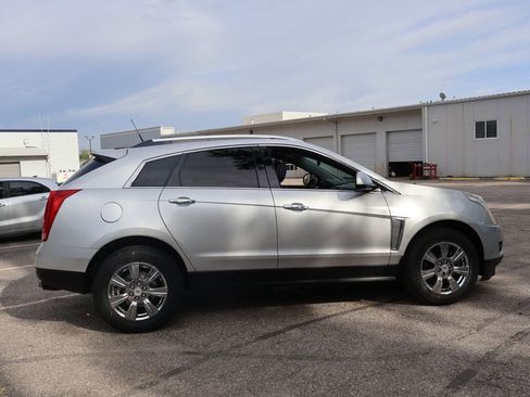 Used 2014 Cadillac SRX Luxury w/ Driver Awareness Package FWD image 20
