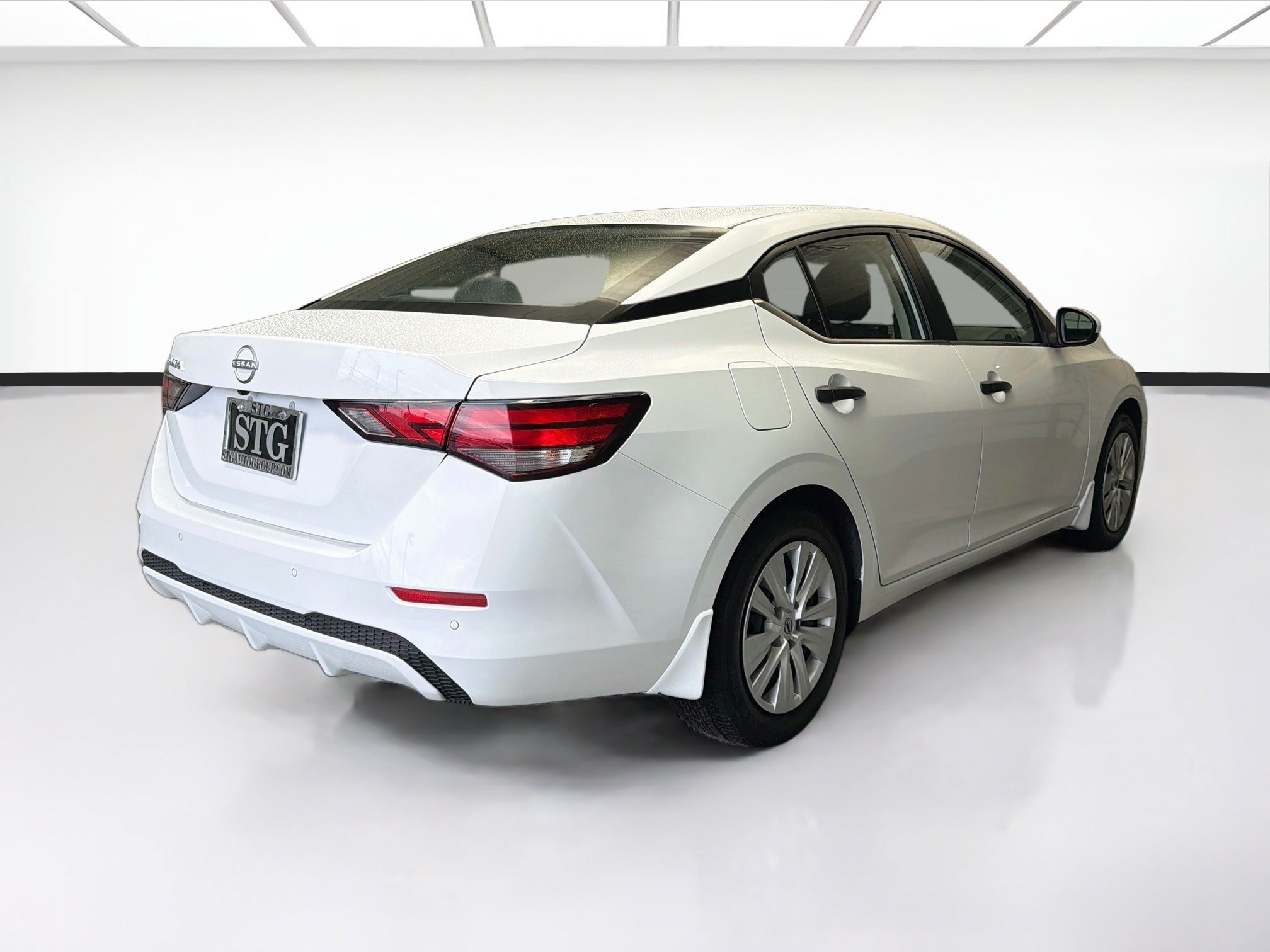Used 2025 Nissan Sentra S FWD image 4