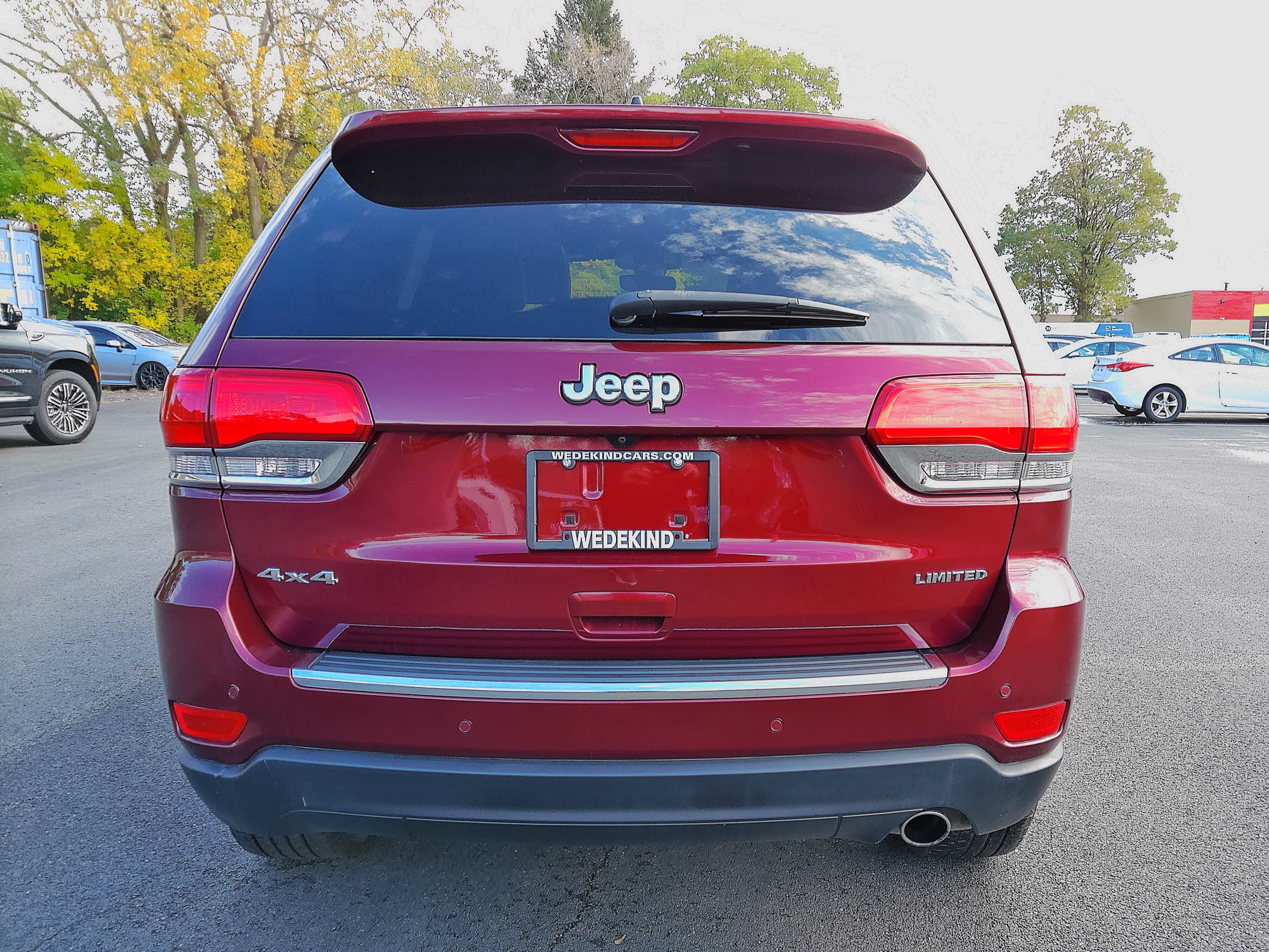 Used 2018 Jeep Grand Cherokee Limited AWD/4WD image 8
