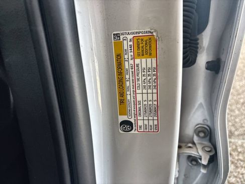 Certified 2023 GMC Sierra 1500 Denali AWD/4WD image 35