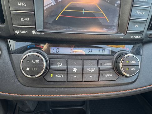 Used 2017 Toyota RAV4 SE AWD/4WD image 17