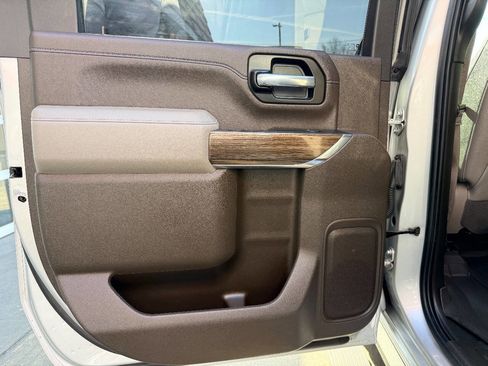 Used 2022 Chevrolet Silverado 2500 LT w/ All Star Edition image 32