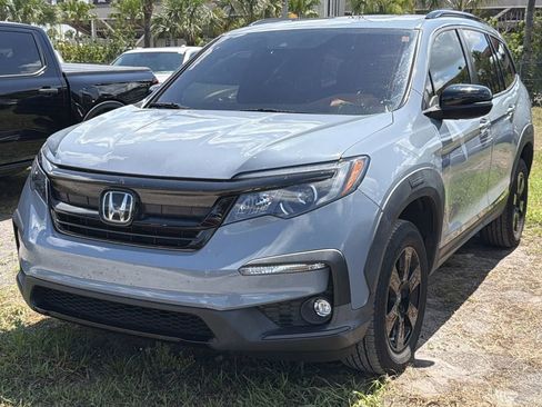 Used 2022 Honda Pilot TrailSport image 3