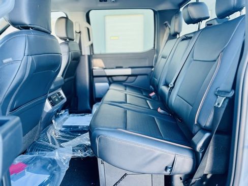 New 2026 Ford F350 Lariat w/ Lariat Ultimate Package image 18