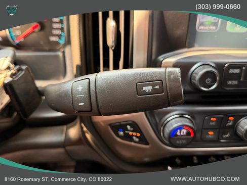 Used 2018 GMC Sierra 1500 Denali w/ Denali Ultimate Package AWD/4WD image 25