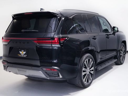Used 2026 Lexus LX 600 4WD w/ Luxury Package image 5