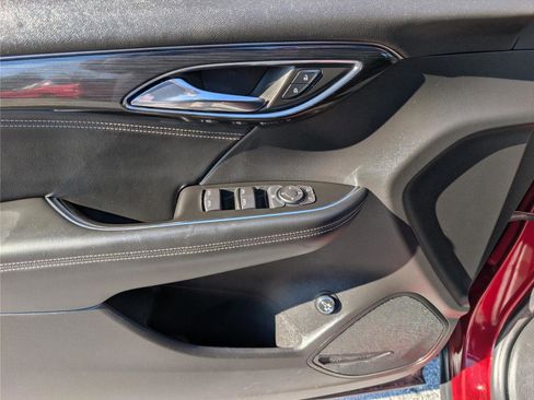 Used 2022 Buick Envision Preferred image 19