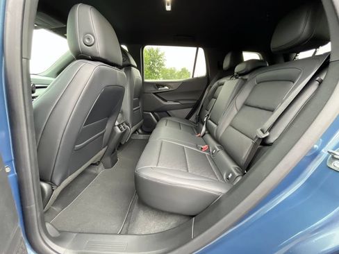 New 2026 Chevrolet Equinox LT w/ Convenience Package II FWD image 14