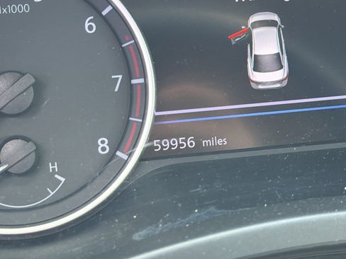 Used 2024 Nissan Sentra SV FWD image 3