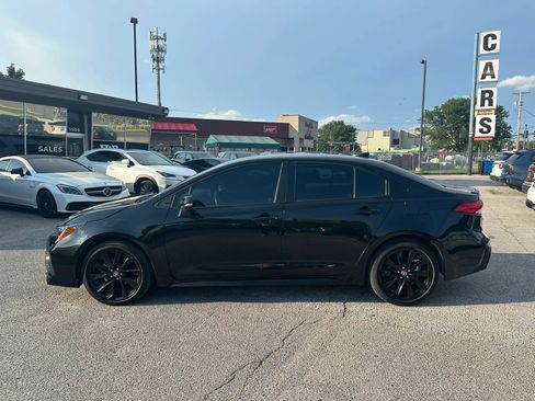 Used 2021 Toyota Corolla SE w/ Carpet Mat Package (TMS) FWD image 2