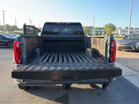 Used 2024 GMC Sierra 3500 Denali Ultimate AWD/4WD image 37