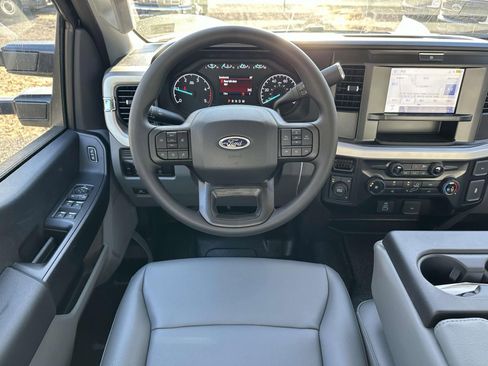 New 2025 Ford F250 XL AWD/4WD image 12