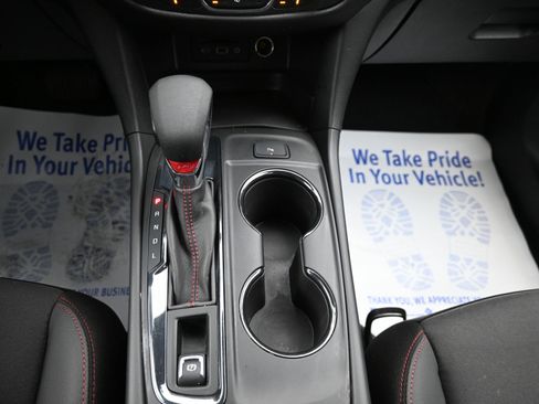 Used 2024 Chevrolet Equinox RS image 19