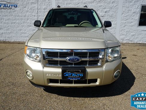 Used 2012 Ford Escape XLT image 2