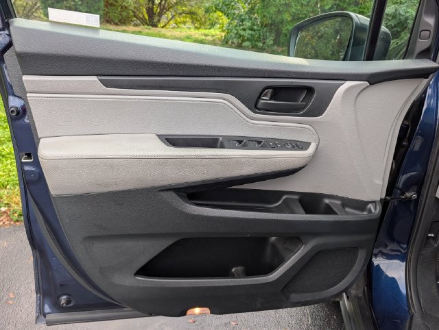 Used 2018 Honda Odyssey EX image 33