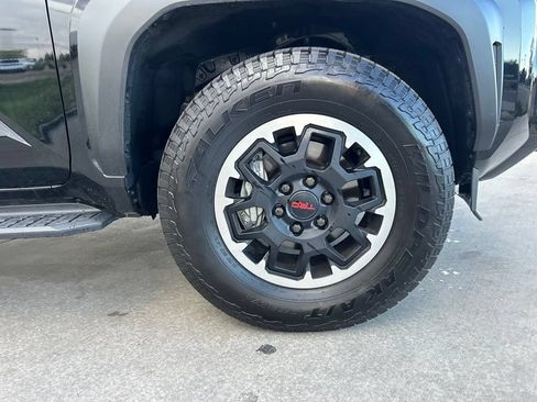 Used 2026 Toyota 4Runner TRD Off-Road Premium AWD/4WD image 31