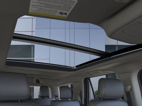 New 2025 Ford Expedition Active image 44