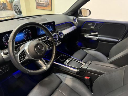 Certified 2025 Mercedes-Benz GLB 250 image 16