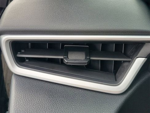 Used 2026 Toyota Corolla LE image 30