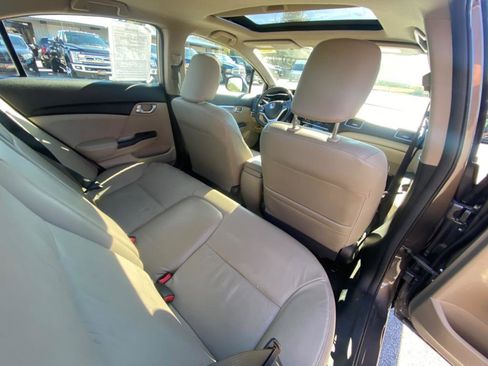 Used 2013 Honda Civic EX-L image 18