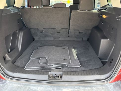 Used 2019 Ford Escape SE FWD image 23