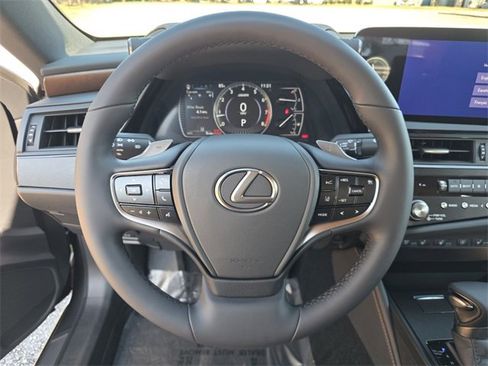 New 2025 Lexus ES 350 w/ Premium Package image 26