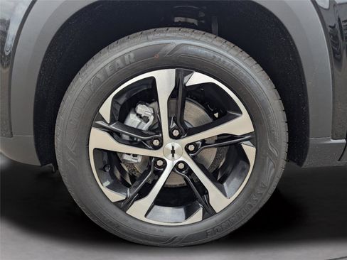 New 2026 Chevrolet Trax RS image 9