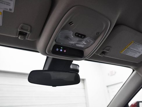 Used 2023 Buick Encore GX Select w/ Sport Touring Package image 19