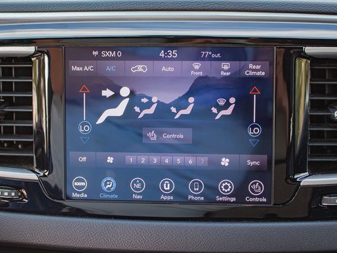 Used 2020 Chrysler Pacifica Touring-L Plus w/ S Appearance Package FWD image 28