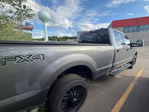 Certified 2022 Ford F350 XLT w/ Black Appearance Package AWD/4WD image 6