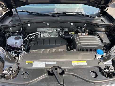 New 2026 Volkswagen Atlas SE FWD image 11