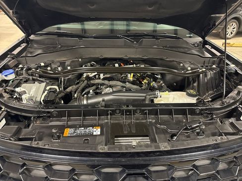 Used 2025 Ford Explorer ST-Line w/ ST-Line Street Pack image 22