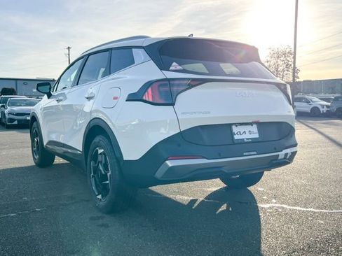 New 2026 Kia Sportage EX AWD/4WD image 9