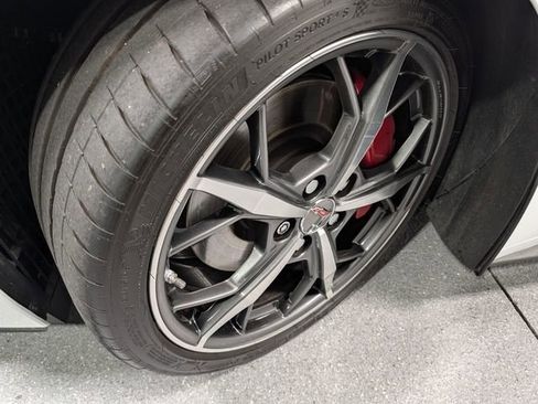 Certified 2021 Chevrolet Corvette Stingray Preferred Conv w/ Z51 Performance Package RWD image 8