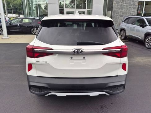 Used 2021 Kia Seltos LX AWD/4WD image 4