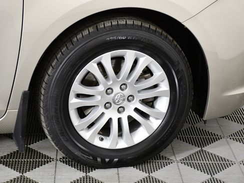 Used 2017 Toyota Sienna XLE w/ XLE Navigation Package image 50