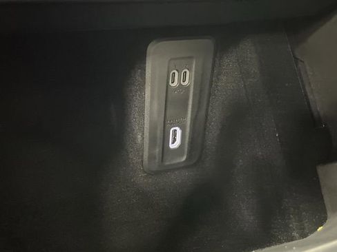 Used 2024 Jeep Wagoneer Launch Edition image 25