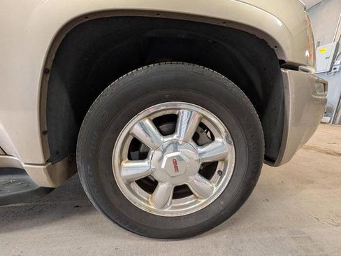 Used 2004 GMC Envoy SLT AWD/4WD image 19