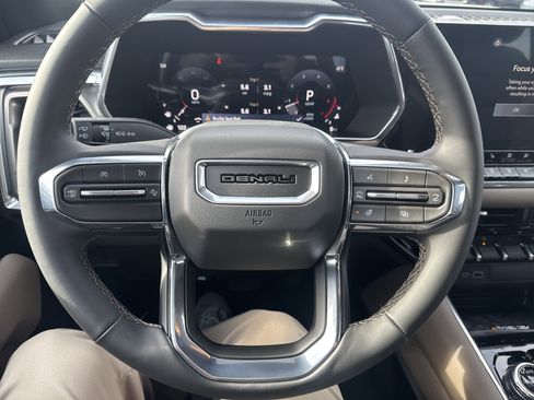 New 2026 GMC Canyon Denali image 17