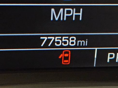 Used 2016 Chevrolet Malibu LT FWD image 29