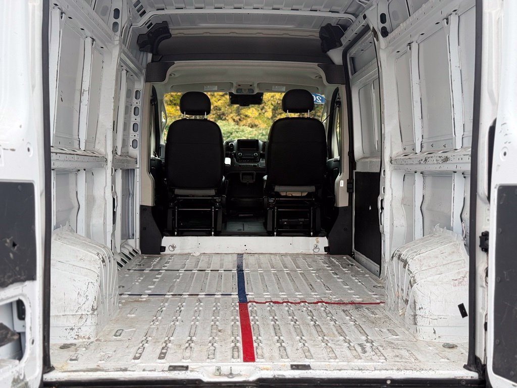 Used 2022 RAM ProMaster 2500 FWD image 6