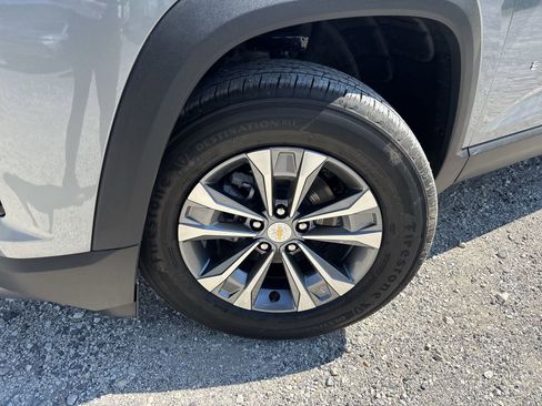 New 2026 Chevrolet Equinox LT FWD image 13