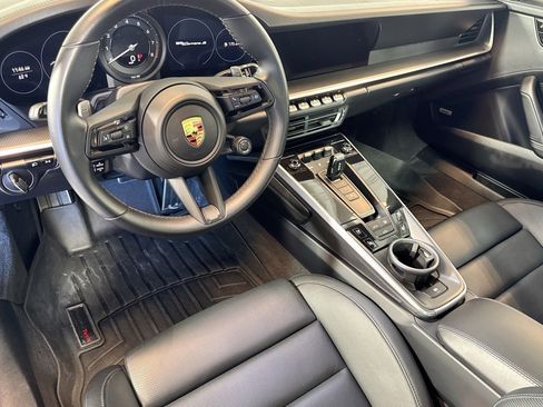 Used 2020 Porsche 911 Carrera 4S image 9